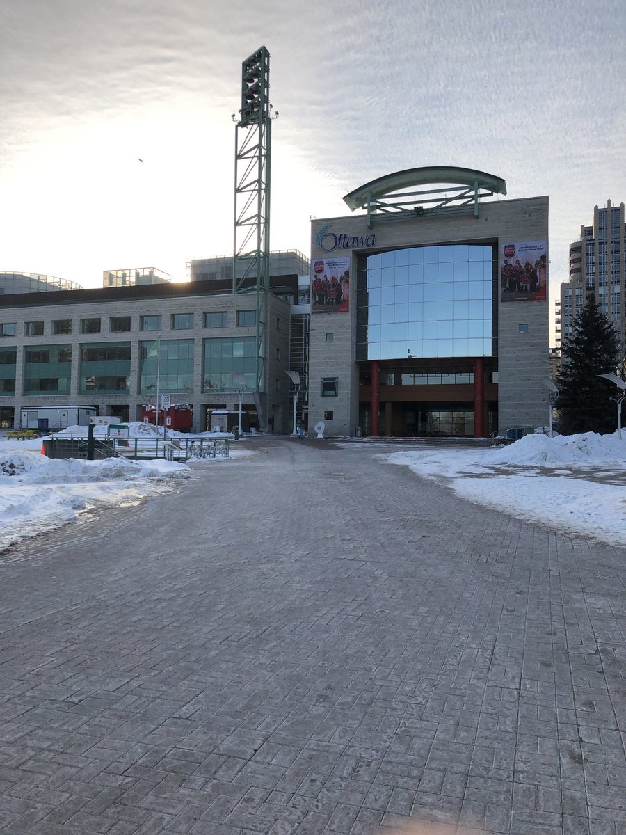 KeithEgli's tweet image. From start to finish 40 minutes. Thank you ⁦@OC_Transpo⁩ . #TransitChallenge2020