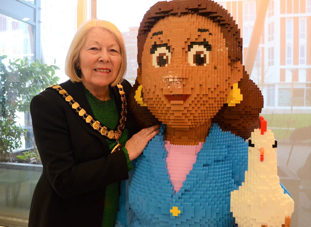 BracknellForest's tweet photo. The PAW Patrol rolled in to The Lexicon Bracknell this half term and so earlier this week the Mayor of Bracknell Forest, Cllr Pauline McKenzie (Mayorbfc), popped along to meet up with Mayor Goodway of Adventure Bay and Chickaletta. https://t.co/QhI0mfPOzb #PawPatrol #TheLexicon https://t.co/dWrrYVaMbK