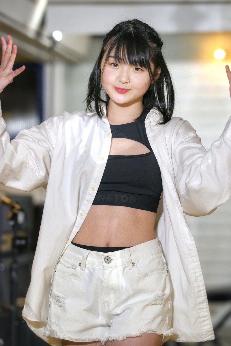 potemaru_b's tweet photo. 20200215 北海道恵庭市島松寿町のJunction「MIRACLE NIGHT Vol.1」
ZeroFIRSTのNONちゃん
ダンスの動き具合が良い
#ZeroFIRST
#Junction https://t.co/5igwZqYwdq