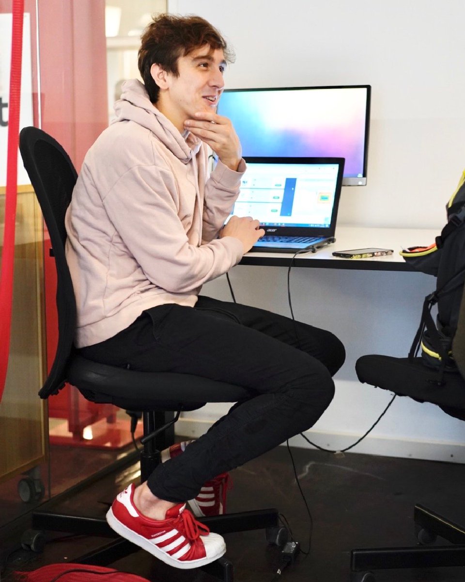 foundershouse's tweet photo. In our first #foundersfriday, we would like to introduce @Lokalistdk’s CEO and Founder, Tegan Ryan Spinner - @tegantweets, and his team👨‍💻 They are a valuable part of Founders House ✨ 

#foundershouse #copenhagencoworkingspace #denmark #islandsbrygge #entrepreneur https://t.co/H2uOgx8lc6