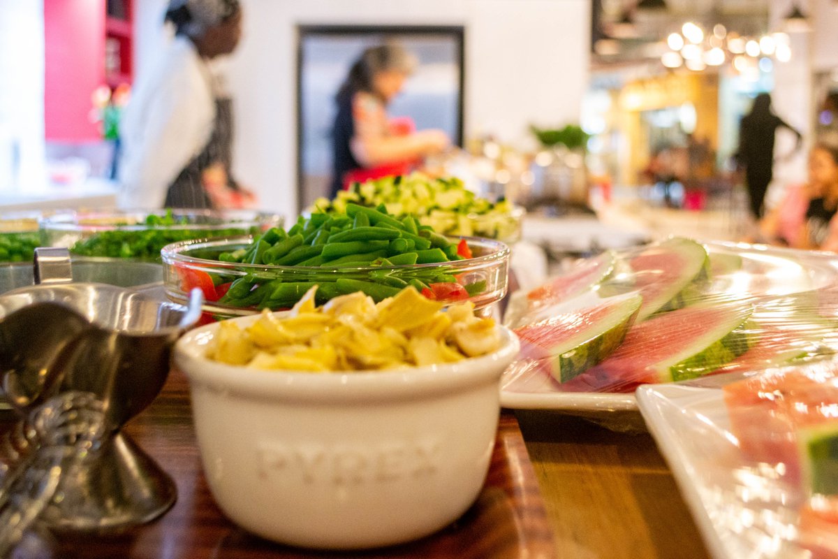 VillageMarket's tweet image. All you need is love, but sometimes a lunch break works wonders 😁 Scenes from the Quick Lunch Demo Kitchen cooking class last week. We had a blast! Stay tuned for details on the next one. Will you be joining us? 😃 #vmfoodie #DemoKitchen