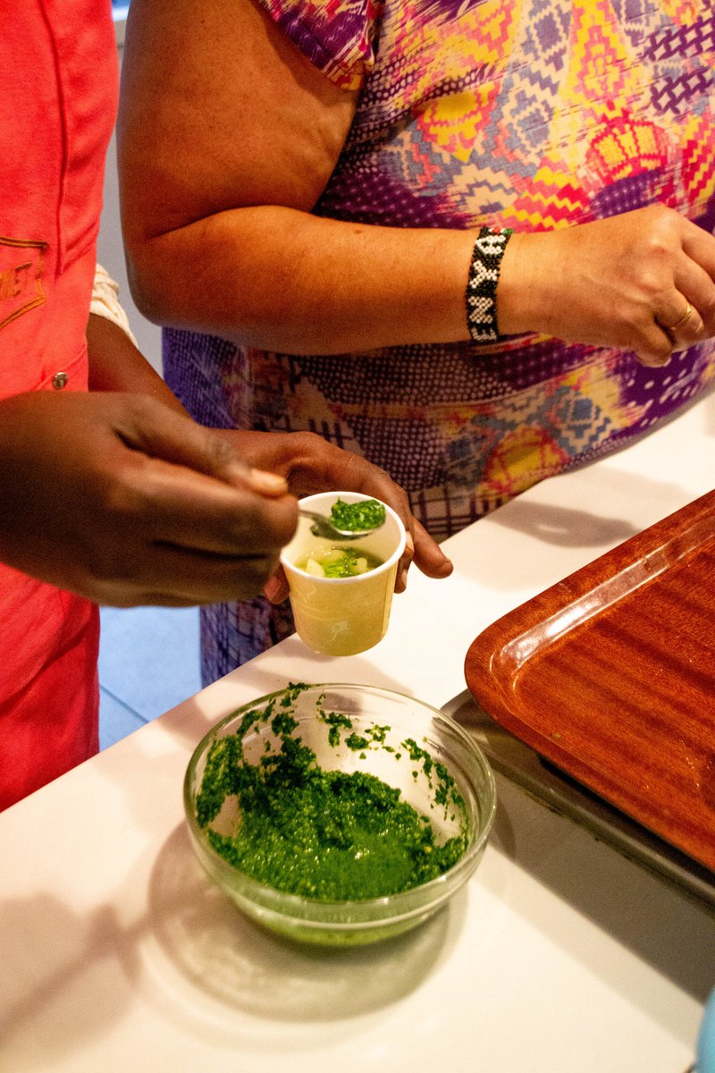 VillageMarket's tweet image. All you need is love, but sometimes a lunch break works wonders 😁 Scenes from the Quick Lunch Demo Kitchen cooking class last week. We had a blast! Stay tuned for details on the next one. Will you be joining us? 😃 #vmfoodie #DemoKitchen