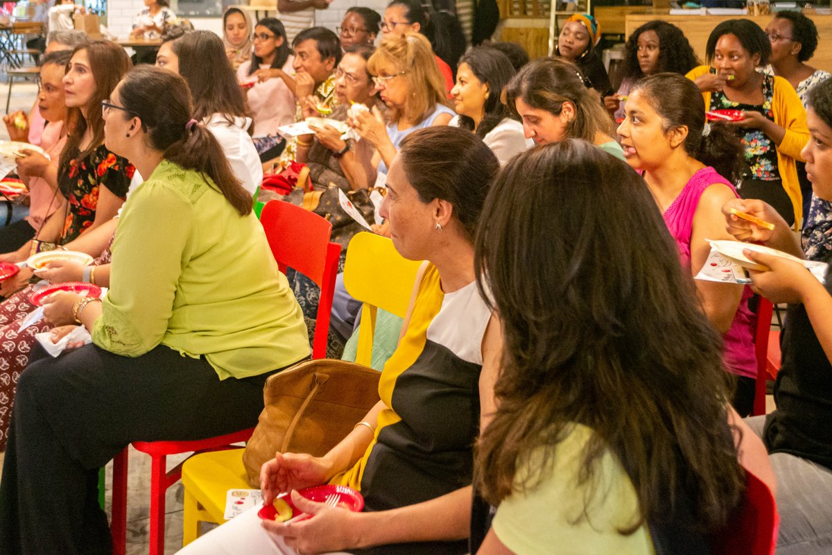 VillageMarket's tweet image. All you need is love, but sometimes a lunch break works wonders 😁 Scenes from the Quick Lunch Demo Kitchen cooking class last week. We had a blast! Stay tuned for details on the next one. Will you be joining us? 😃 #vmfoodie #DemoKitchen