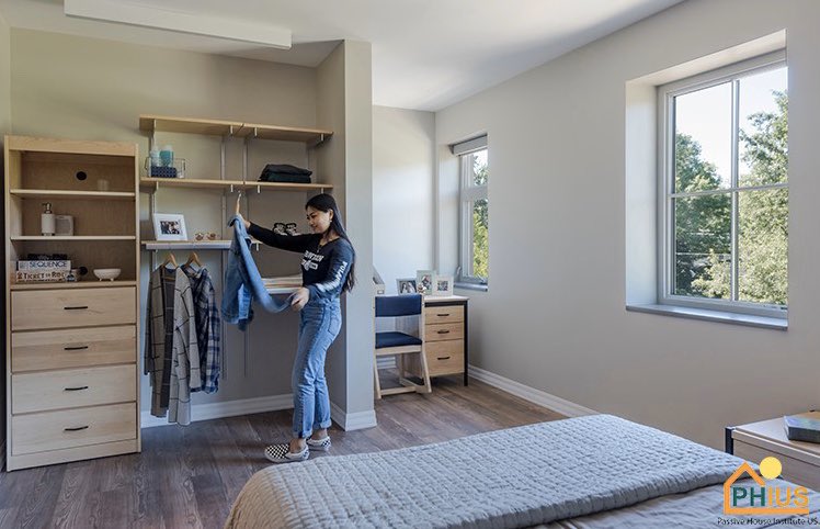 BowdoinFB's tweet photo. Four brand-new, three-story apartment buildings were completed this fall on Park Row for Juniors and Seniors. College living doesn’t get any better!! #FacilityFriday #GoUBears https://t.co/J6Cr8Sj7I2