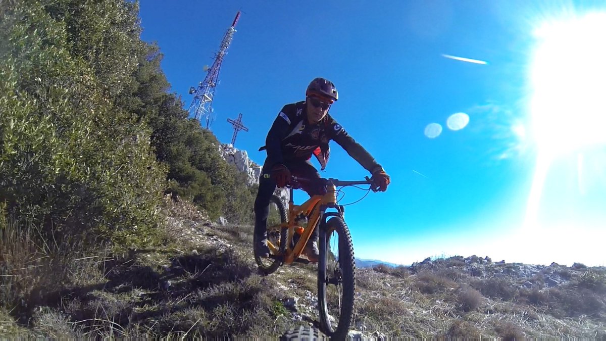 paleguerruhero's tweet photo. Sui sentieri della #PGH2020

@bicimagazineit @MTB_VCO @mtbmagcom @MtbTalks 
#Foligno #Umbria 
#pgh19 #hero #Valmenotre #parcodicolfiorito #appennino #mountainbike #mtb #bici #bicicletta #crosscountry #umbria #mtbtrail #mountainbikelife #mtbiking #mtblife 
https://t.co/7ayzoYU0DD https://t.co/NrYh6vQBzY