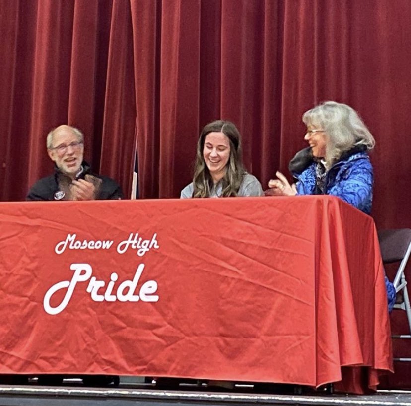 Congratulations to Ally Gerke for committing to play soccer at Peninsula College in Port Angeles, WA! Ally plays on EW Surf SC G01 WNPL coached by Jerry Cardenas #EWSurfSC #EWSurfSCPalouse #ChampionsAreMadeHere #DevelopedHere #SurfDeveloped #StudentAthlete #NationalSigningDay2019