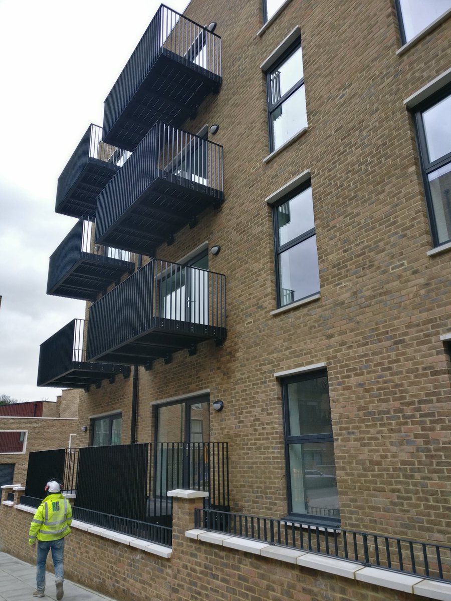 Last day of signs ups for Cherwell court &amp; Baines court it's been a busy week .
#pahousing
#teampurple