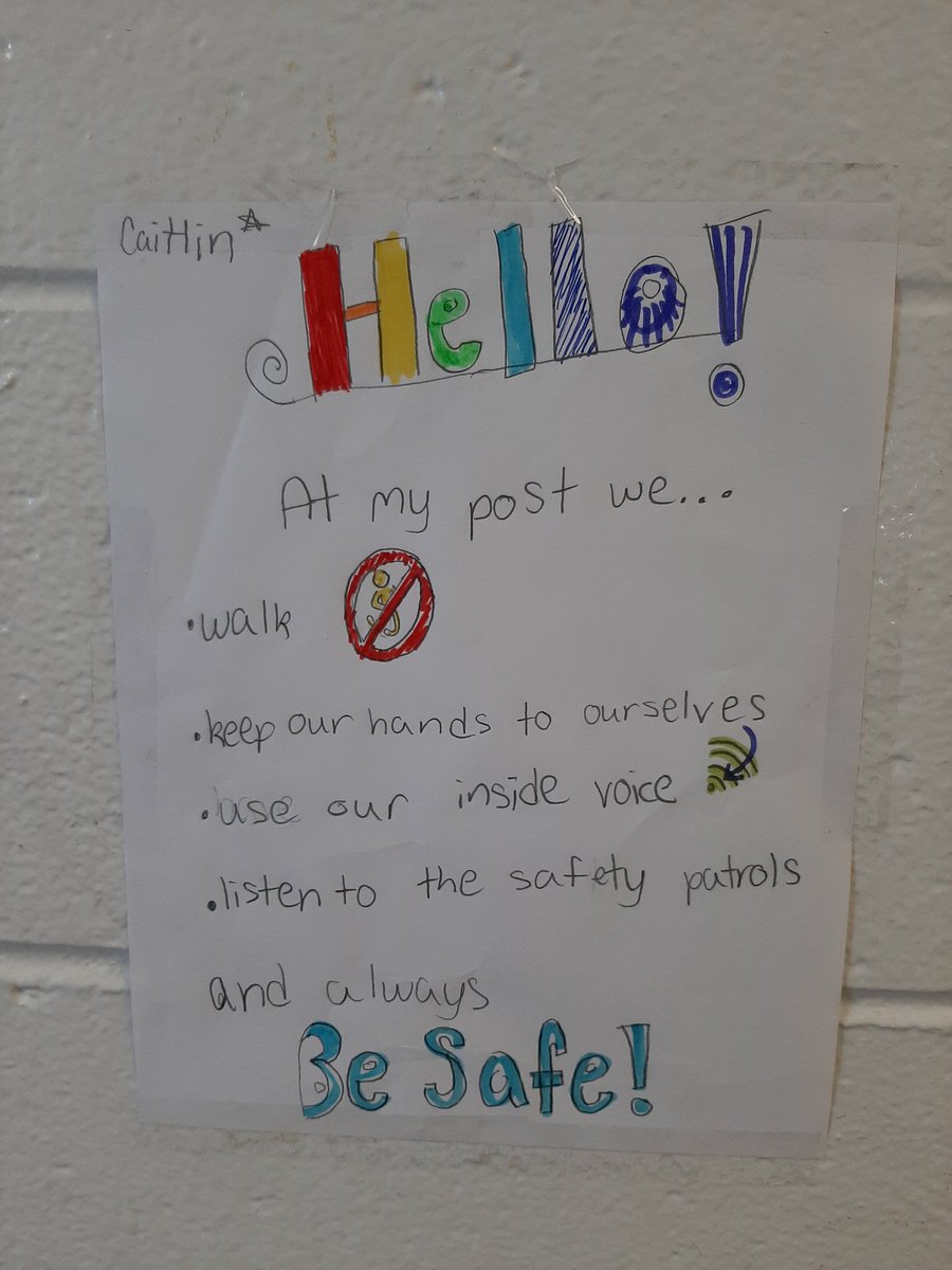 A Barley Sheaf safety patroller taking initiative at her post! Way to go Caitlin! <a href="/BarleySheafFRSD/">Barley Sheaf</a>