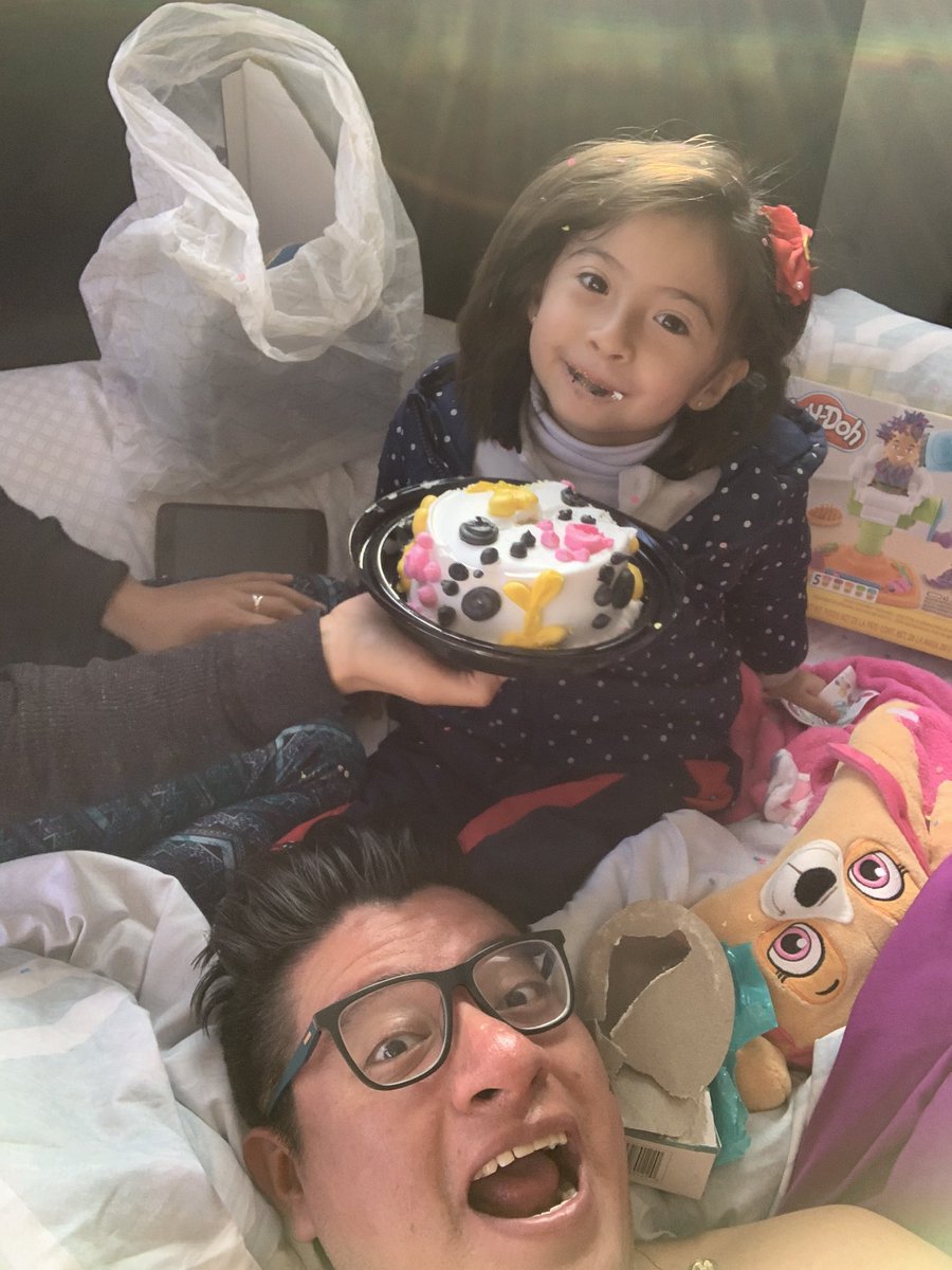 manuelitoglz's tweet photo. @telediario feliciten a Charlotte por sus 5 años 🥰🥰🥰🥰 https://t.co/Alvp6Oq68c