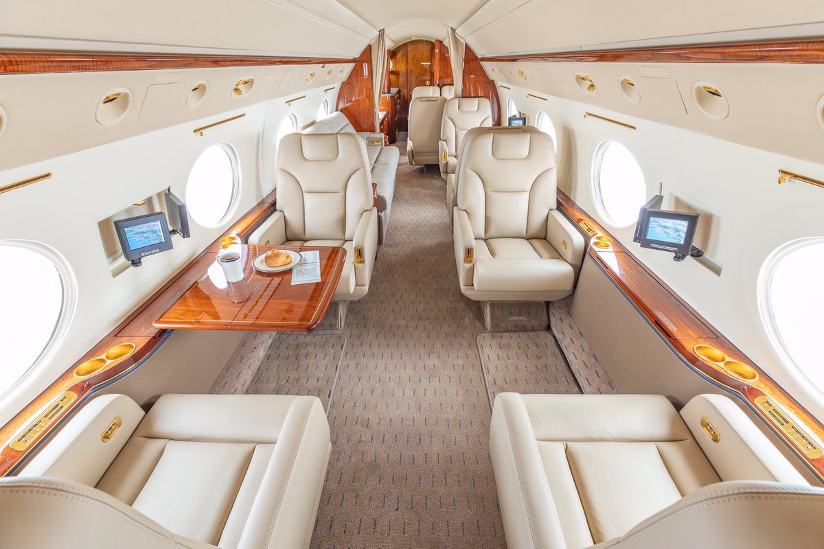 WorldwideJet's tweet photo. Type: #GulfstreamIVSP ✈️
Tail: #N91JS
Call Sign: #WWI91 "Worldwide 91" 🛩
Seats up to: 13💺

Contact us for #charter pricing!
Call: 602-726-9990 📞
Email: charter@worldwidejet.com 📨

Complimentary worldwide satellite-based broadband internet! 💻 🌎

#GIVSP #AircraftCharter #WWJ https://t.co/X1H3otL9uq