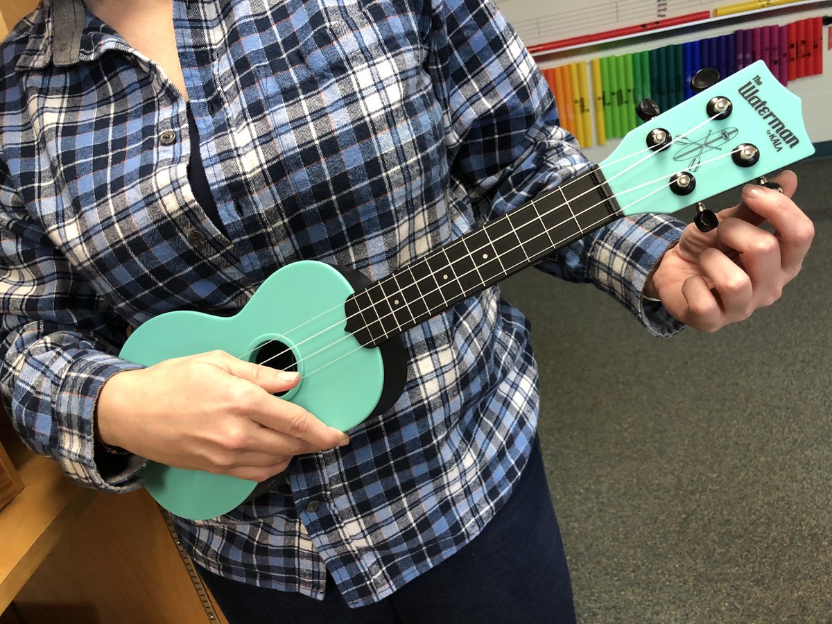 almadeleonrocha's tweet photo. Mrs. Moore tuning the new ukuleles!!! So exciting!!!! ⁦@NISDFineArts⁩ ⁦@NISDWanke⁩ https://t.co/j8sqdy2W9u