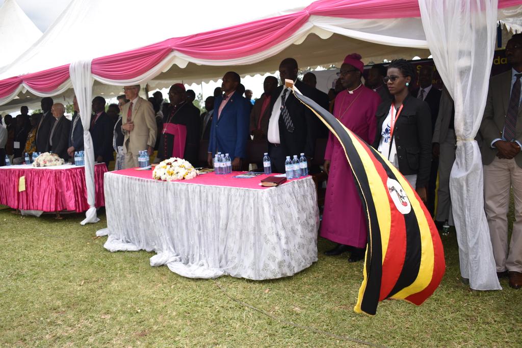 AnkoleDiocese's tweet photo. 55 years of Runyankole-Rukiga bible celebrations at Booma grounds. Thank you Bible Society of organising a great function. We thank you God for your power that was evident during the function. @tvwestUG @ntvuganda @ChurchofUganda @Archbishop_COU @nbstv @newvisionwire https://t.co/wIFDVggtg0