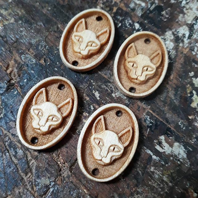 makers555's tweet photo. February is turning out to include lots of micro-carving experiments. These tiny cat engravings will become earrings! #makers555 #netheredge #sheffieldissuper #abbeydaleroad #lasercutting #laserengraving https://t.co/B3DzebNk60