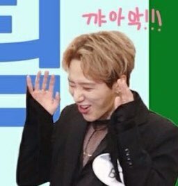ChicagoTeamOne's tweet photo. Guess who finally got approval for all the fan projects in Chicago???
WE DID. LIT LIT.
Keep tabs for sweet updates today kids!
#ChicagoTeamone #1teamInChicago #1team_us_tour #HelloJustOne #1TEAM #원팀
#1TEAMTOUR #1TEAM_US #1TEAMUSTOUR #1TEAMWORLDDOMINATION https://t.co/k9snrsAgrQ