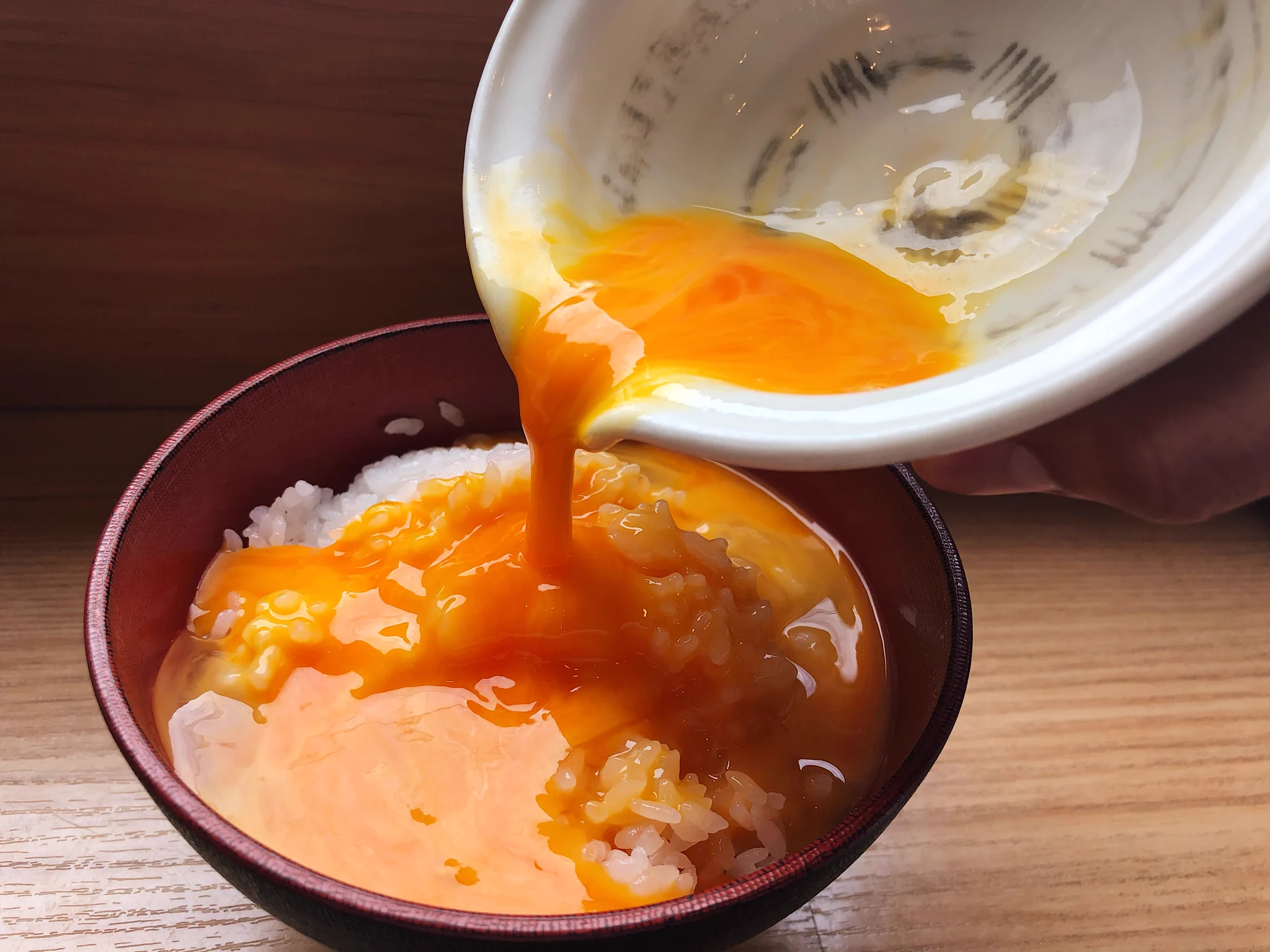 最高の卵かけご飯を食べられる！？生みたての新鮮卵かけ放題のお店！