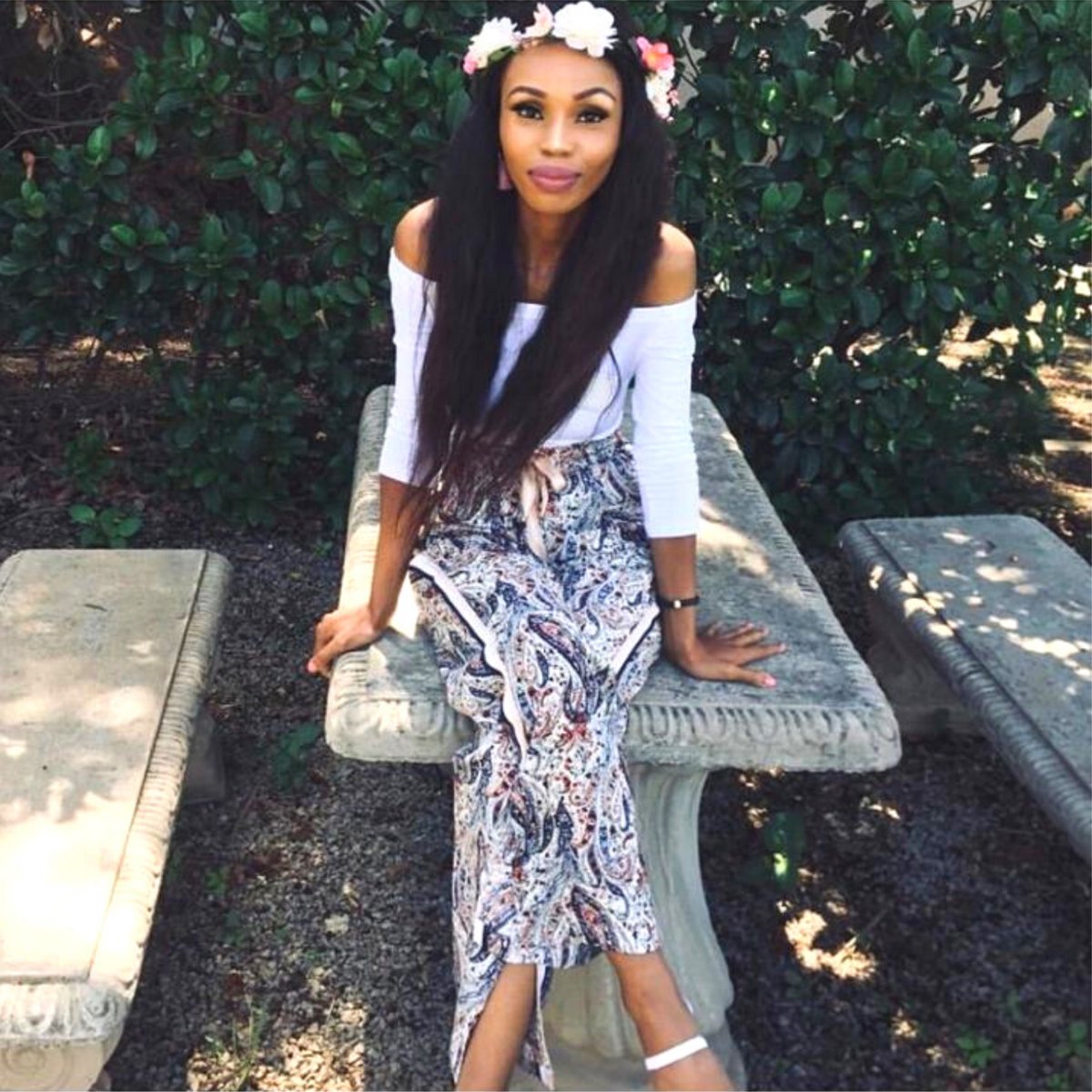 RageFashionSA's tweet photo. We cannot help but girl crush on @sannie_nkosi doesnโt she look FLAWLESS? And she just so happens to be wearing our printed pants. ๐
#RageSA #FeatureFriday #RageStyle #Summer https://t.co/BFh2SBuyU4