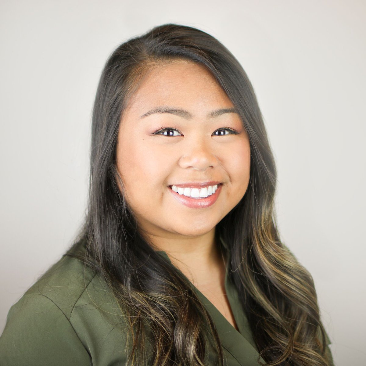 ccdramatics's tweet photo. ✨MEET THE TEAM ✨| Social Media Manager, Macy Marie Hernandez

We asked her 20 questions // Check out her full interview on The Compass Creative Dramatics blog! 👉https://t.co/kYtqrbYAFr https://t.co/CLGWWQ9aWC