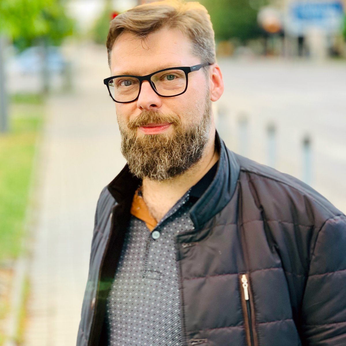 yozu_uk's tweet photo. Get to know the speakers at #LSDM
Geert is a PHP/MySQL dev. He specialises in large databases with software used by 1000's of businesses. He built Streambiki so devs can stream data from their database.
๐๏ธ Tickets: https://t.co/mL3HZTxscv
#TechTalkLiverpool #LivTechMeetup https://t.co/uMJeVFc6rU