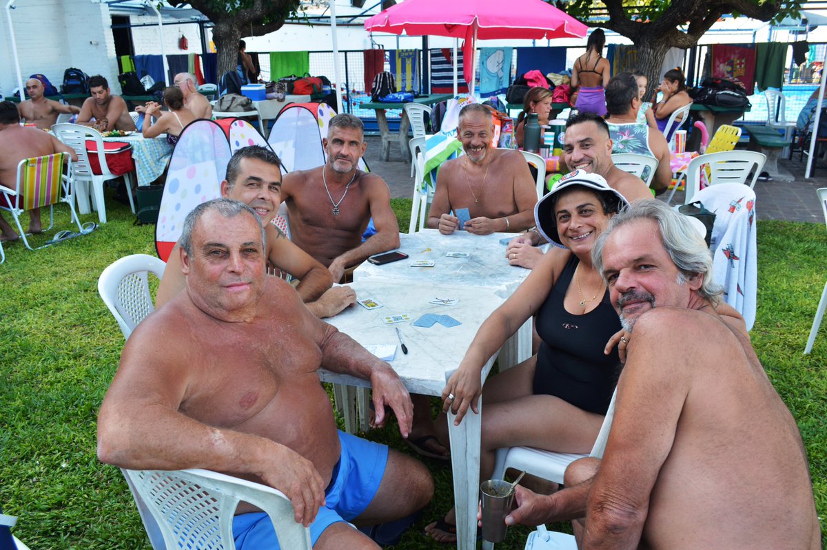 CalibertadClub's tweet photo. #VeranoEnLiber
☀️ Estos últimos días de febrero queremos que los disfrutes al máximo. El pronostico para estos días promete calor y mucho sol, sin dudas el mejor plan que podes tener es venir al club, disfrutar de la pile y después relajar y descansar en el camping.
#VamosLiber https://t.co/GbKVORwjQj