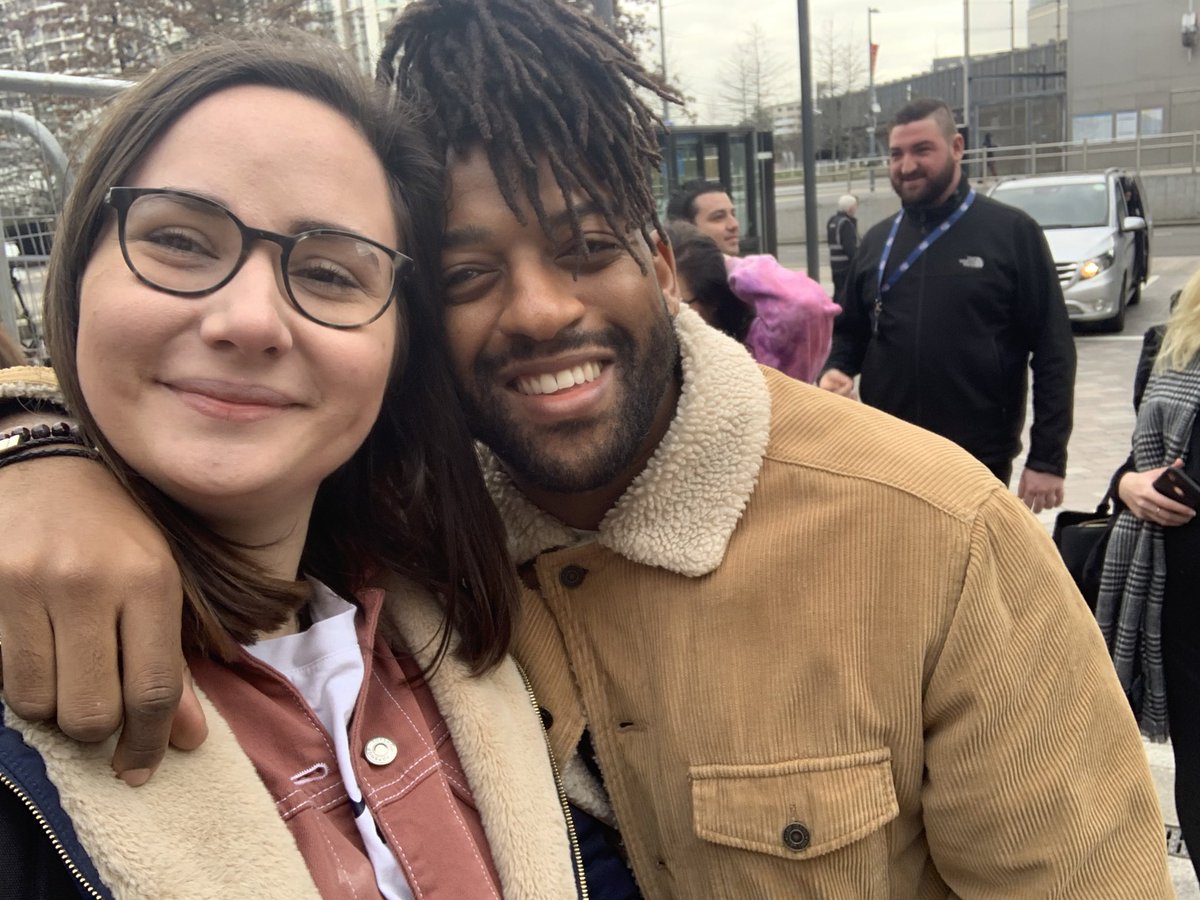 _michaela_w_'s tweet photo. I can’t believe I’ve finally met you boys, minus marv😆😆❤️💚💙💛 https://t.co/sxeVOPSHGx