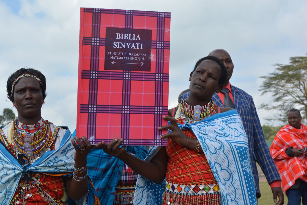 BibleSocietyKen's tweet photo. ...'If you speak to a man in his own language,that goes to his heart' ~Nelson Mandela
That's why we work tirelessly to make sure that everyone in Kenya can read a Bible in their own Indegenous languages.
#LanguagesWithoutBorders
#InternationalMotherLanguageDay #KenyaHii https://t.co/zsRq1139YA
