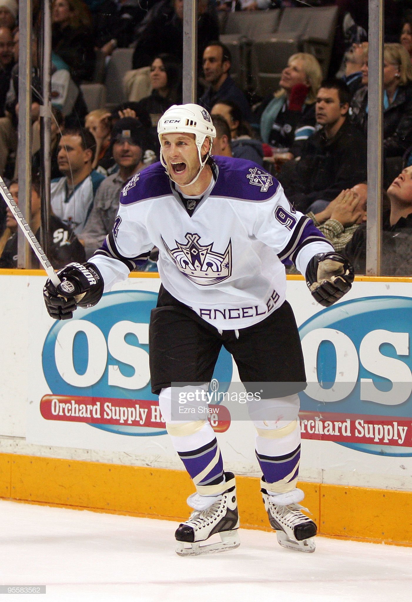 Happy birthday to former forward Ryan Smyth, who was born on February 21, 1976.  