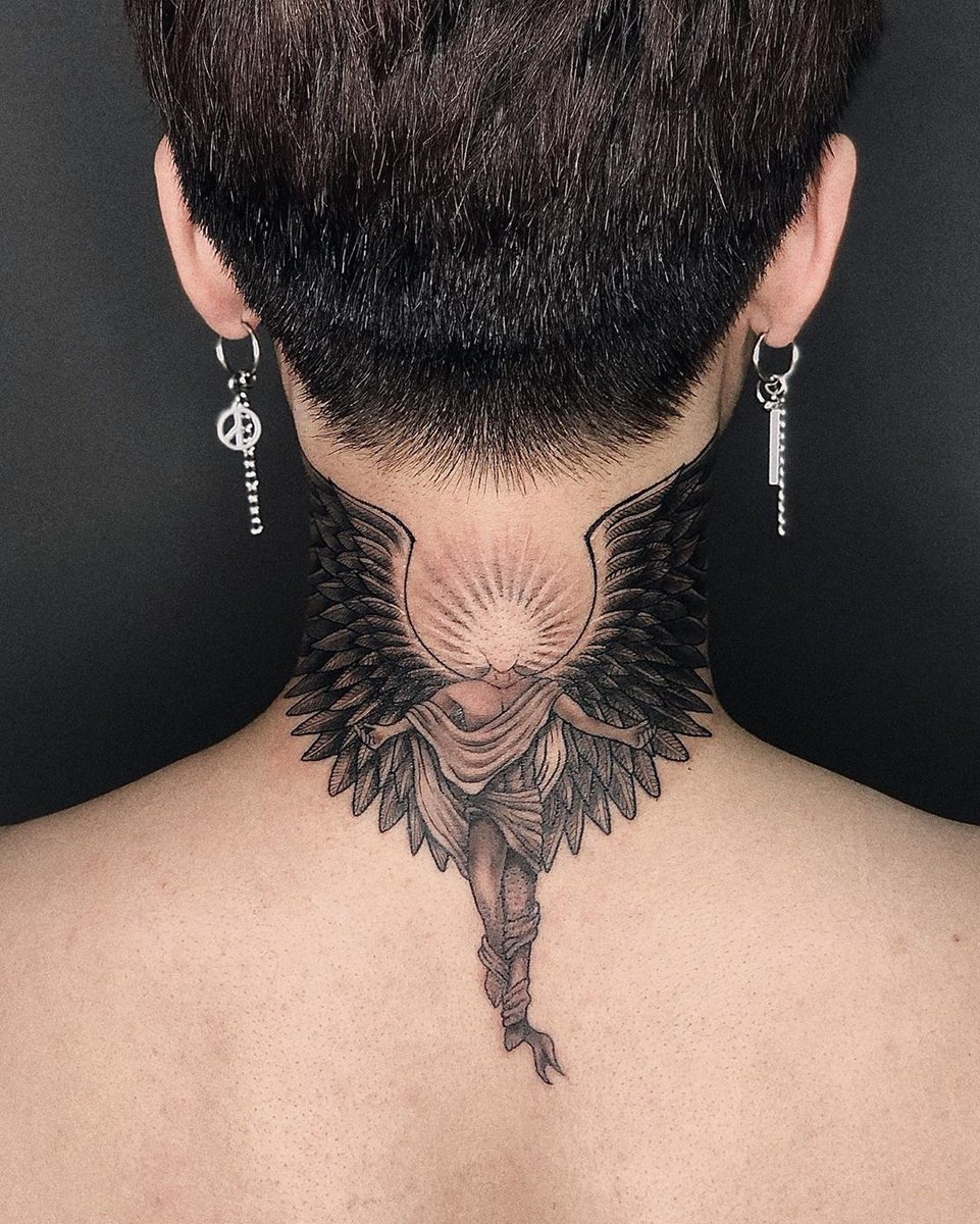 Изображение g dragon neck tattoo. 