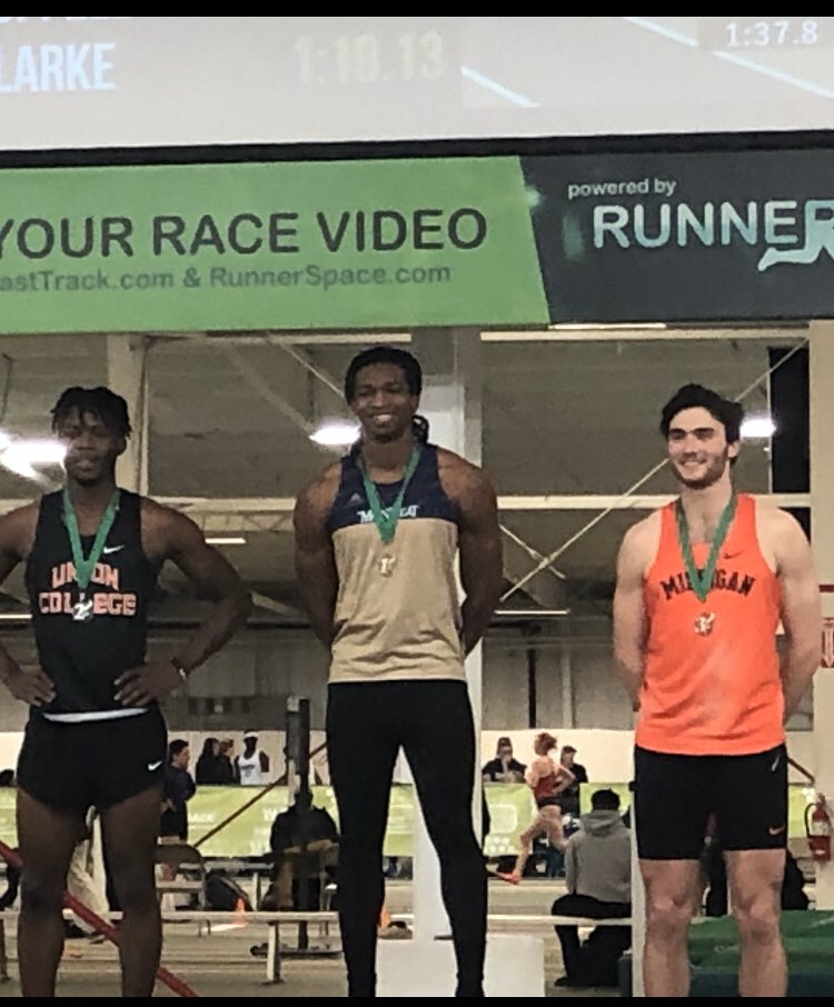 brownsugarbites's tweet photo. Congrats Ahmad Perryman AAC 400m Indoor Conference Champ! Took 1st place and smashed the meet record. 49.19
#afgg #400m #BrittenStrong #trackandfield #DeptofSpeed @CHSKnightsTF @The_CHSKnights @AACsports @CHSKnightsAth video ➡️ https://t.co/4SZbBtysC7 https://t.co/CYdHwpHRFG