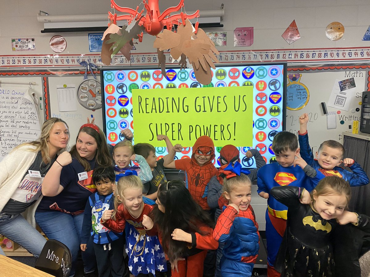 StathamElem's tweet photo. Check out some of Mrs. Dixon’s reading SUPER HEROES! 💪🏽

They’ve been developing their reading super powers and becoming stronger independent readers all week! 

#WildcatPride ❤️🖤 #ReadingGivesUsSuperpowers 💪🏽 https://t.co/3yrRaC76Cj