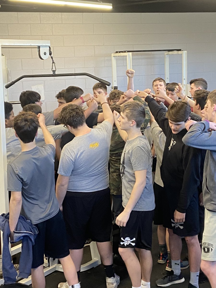 DHS_PiratesFB's tweet photo. Jr High #finishedempty today! https://t.co/XSgtEs2wkF
