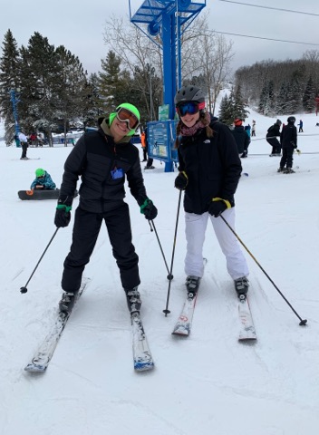 MtHollySkiing's tweet photo. The @ICESUSAORG Michigan Chapter came for a visit they had a blast at @MtHollySki
#ICES #ExchangeStudents #OaklandCounty #GoSkiMichigan #LetsWinter #EmbraceWinter #icesusa #icesforeignexchange #icesstudent #iceshostfamily https://t.co/jRSbji9AZr
