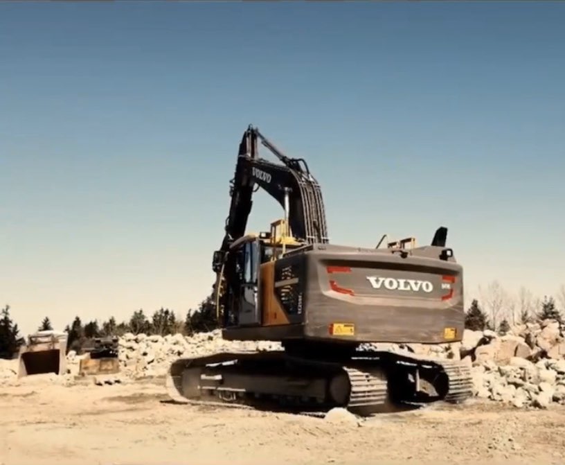 romcoequipment's tweet photo. Don’t miss Demolition Austin starting this weekend at the Austin Convention Center. #romcoequipment #romcoequipmentco #ROMCO #garrettdemolition #nda #NDA #nationaldemolitionassociation https://t.co/prUeMiQ7xh
