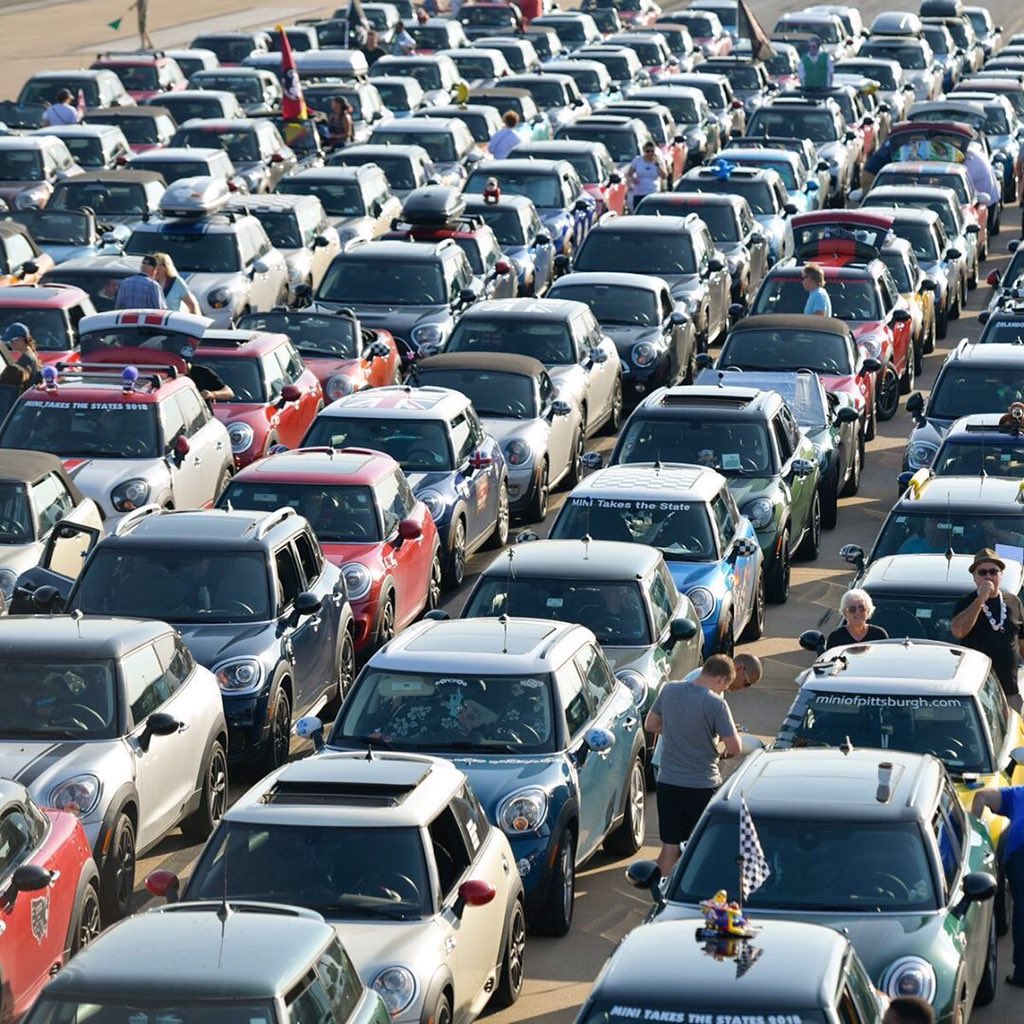HRBT traffic, or the most awesome MINI meet up ever? You be the judge! 🏁 #WhereWinnersBuy 📷: <a href="/MINIUSA/">MINI USA</a>
