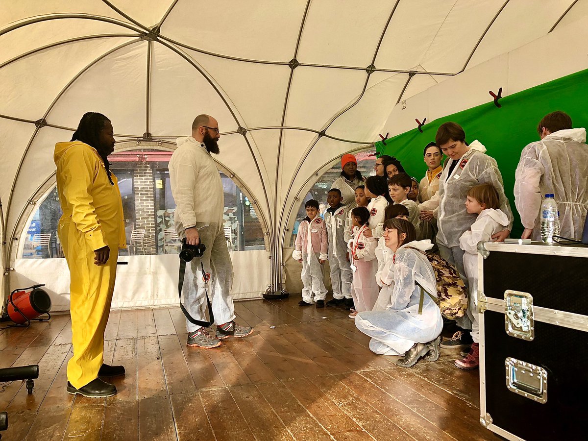 SMASHfestUK's tweet photo. The #SMASHfestUK Emergency Response Teams are ready to take on #SpacePlague, but we need more volunteers to help us! Get down to @DeptfordLounge by 3.30pm to join the team! https://t.co/mg26XSUbTK