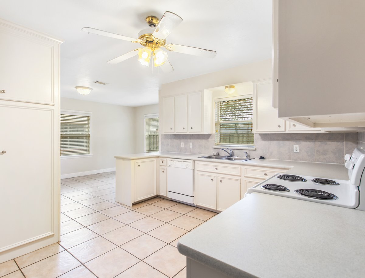 JoeHoustonProps's tweet photo. *2030 Lamonte 
Houston, TX 77018
-Outstanding #OakForest #RentalHome, #HoustonRental by #JoeLocator who has #JustJoeProperty #HomesforSale #ListingTechniques #MediaMarketing #LocalExpert #Houston #Realtor
3/1/1=$1,850 https://t.co/4moxi6llIl