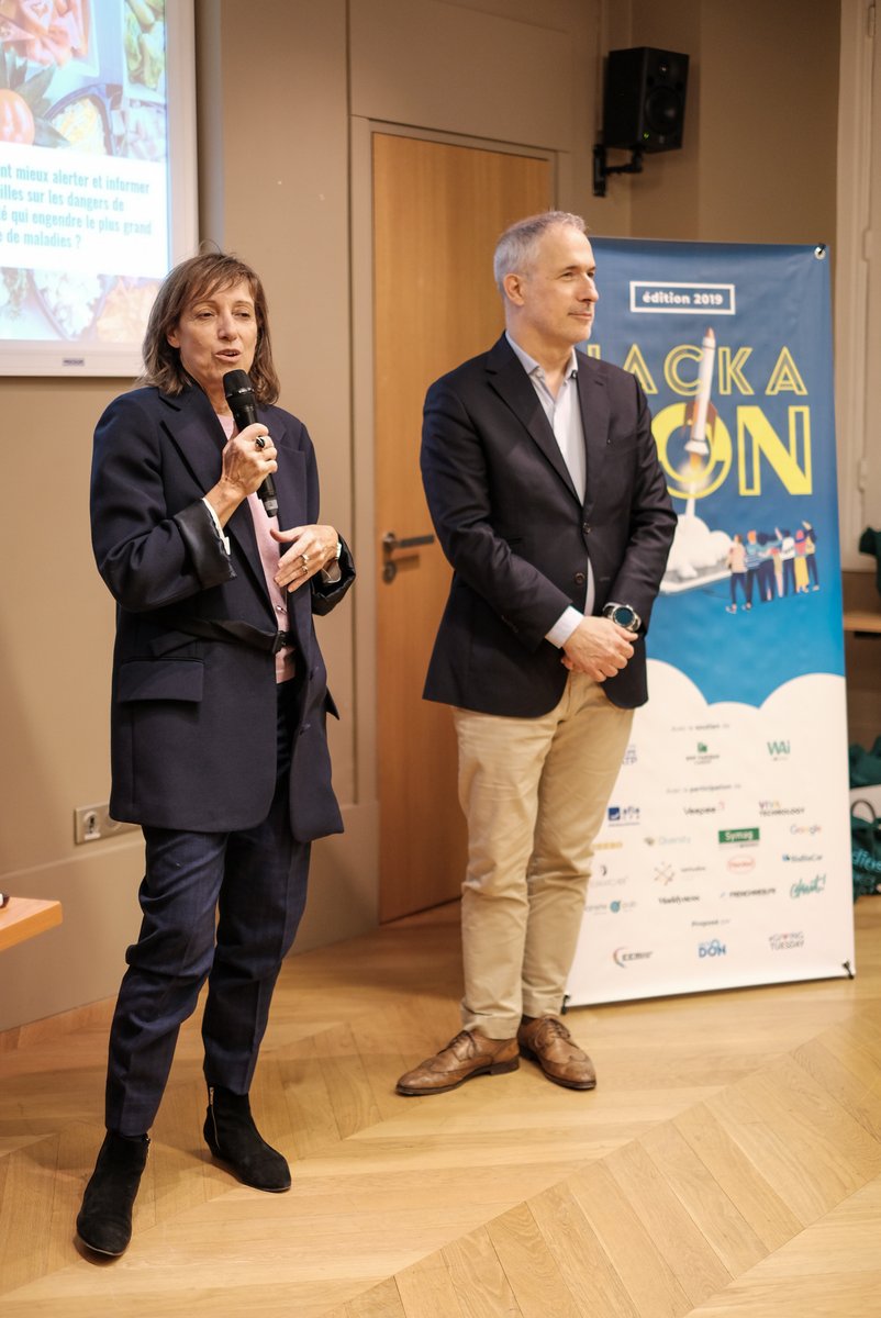 microdon_fr's tweet photo. [#HACKADON 🚀] Les projets les plus convaincants ont été récompensés par la suite, grâce à nos partenaires 🏆
On vous prépare un condensé de leurs efforts très bientôt 💪 (3/4)
#hackathon #innovation #techforgood https://t.co/gt2jUfJqpo