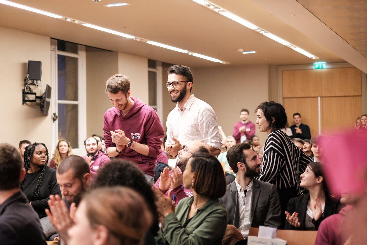 microdon_fr's tweet photo. [#HACKADON 🚀] Les projets les plus convaincants ont été récompensés par la suite, grâce à nos partenaires 🏆
On vous prépare un condensé de leurs efforts très bientôt 💪 (3/4)
#hackathon #innovation #techforgood https://t.co/gt2jUfJqpo