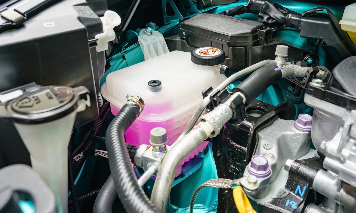 Engine coolant can become less effective over time. Don't let winter catch you off guard. ow.ly/ItkC50yrIpr