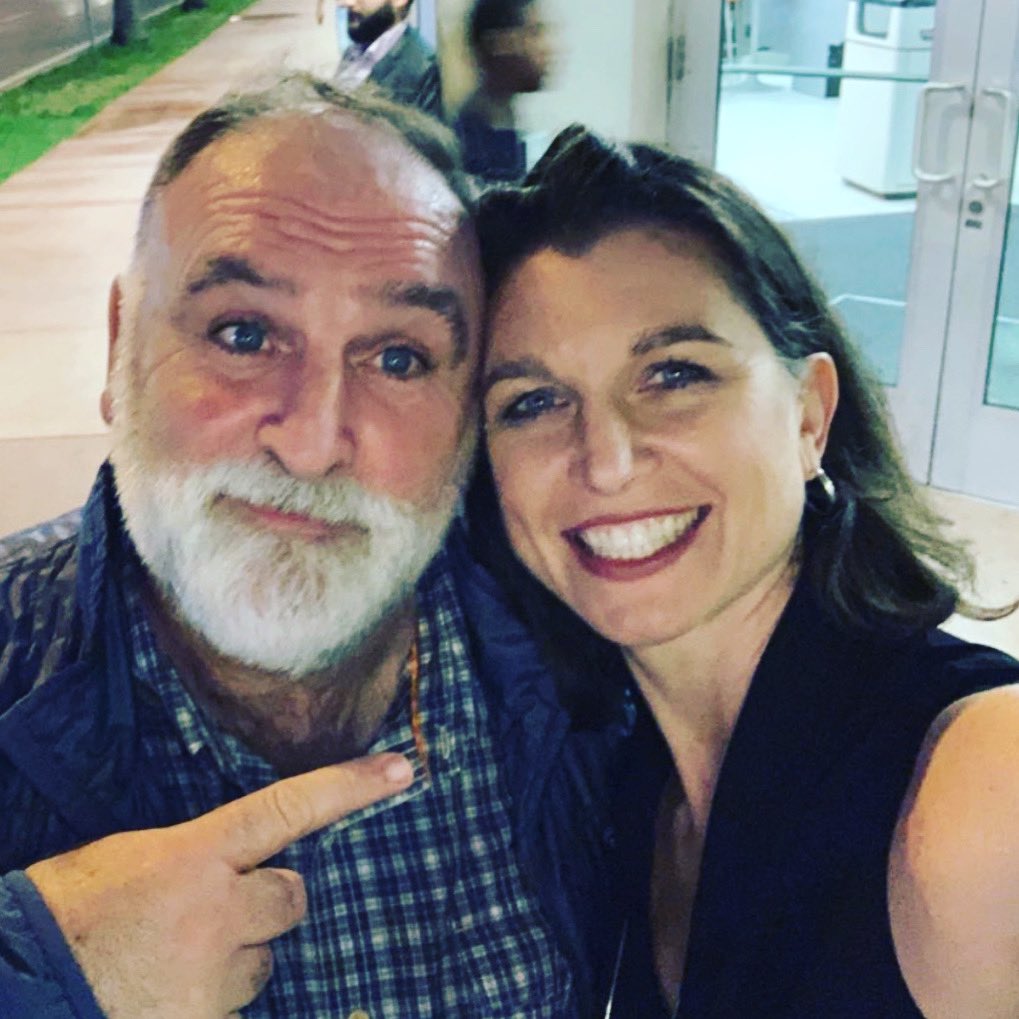 PVMarket's tweet photo. @chefjoseandres and @christiferretti reunited. This time there were no hurricanes! These two beautiful souls do so much good in the world. #chefsunited #southbeachfoodandwinefestival https://t.co/Cafof5EFsu