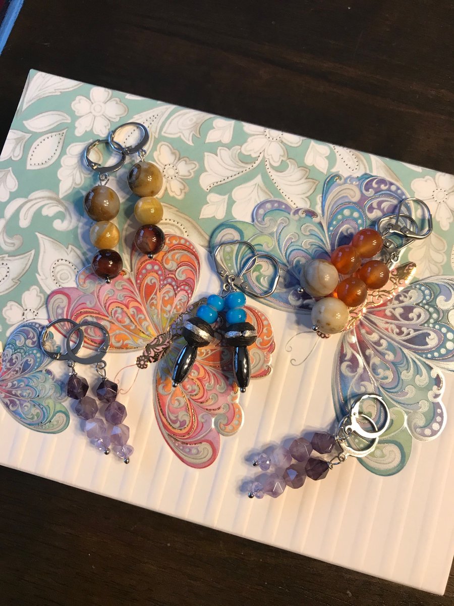 OfficialRAPADay's tweet photo. I delivered handmade earrings and bundles of poetry cards to the Intensive Care Unit nursing staff at Aurora Summit Hospital, WI. They have taken such good care of two special family members over the past year. Can’t thank them enough! #RAPADay #RAPADay2020 https://t.co/xrkQFOUV8p