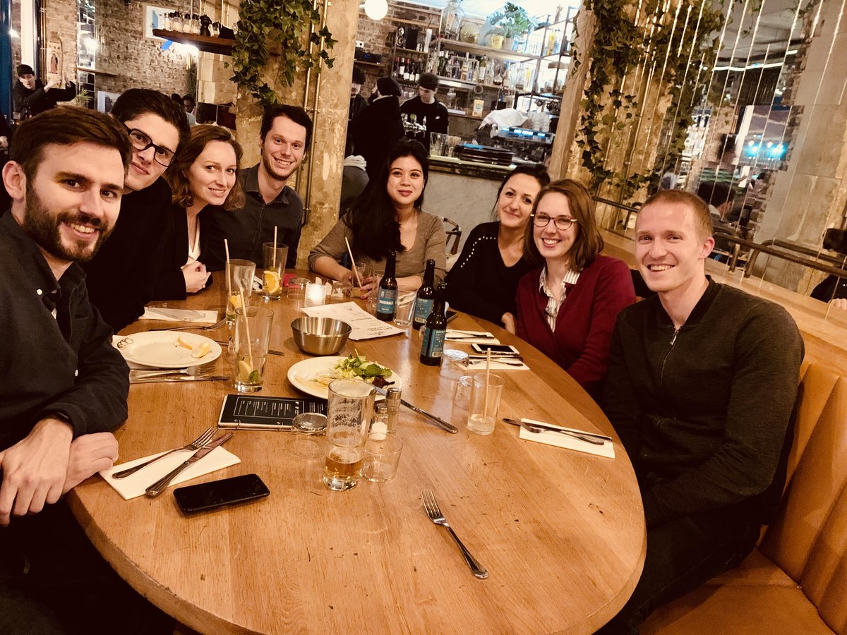 Listen_Too's tweet photo. Retour en image sur le premier #apéro des Listeniens en 2020. Ces soirées organisées par @Listen_Too permettent aux collaborateurs d’échanger et de renforcer la proximité entre Listeniens, éléments qui nous sont chers. RDV désormais en mars pour la 5è édition du Sémineige. 
#GTPW https://t.co/GD2r2hR20Y