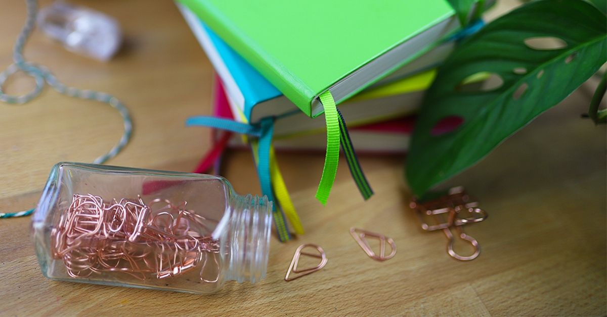 What are Morning Pages?

The #morningpages are a simple exercise that can have a significant impact on your creativity, focus, and happiness! 

buff.ly/30JY9E0 via <a href="/littlecoffeefx/">Shelby Abrahamsen</a> #journaling #productivity