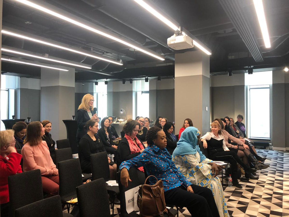 CanadaRussia's tweet photo. #WDMF: 🇨🇦 🇲🇽 🇮🇸 female Ambassadors shared their personal and professional experience, and how their governments are promoting a feminist foreign policy.
#WDMF @EyesAbroad #feministforeignpolicy & #IWD20in20 https://t.co/xVvAhUvPPW