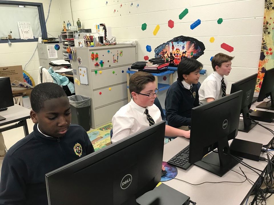 STSAshburnVA's tweet image. Our latest track of awesome Middle School Electives is in full swing.  Here we have 7th &amp;amp; 8th graders in "3D Design and Minecraft Coding" diving further into #coding.  #STREAMSchool #STEM