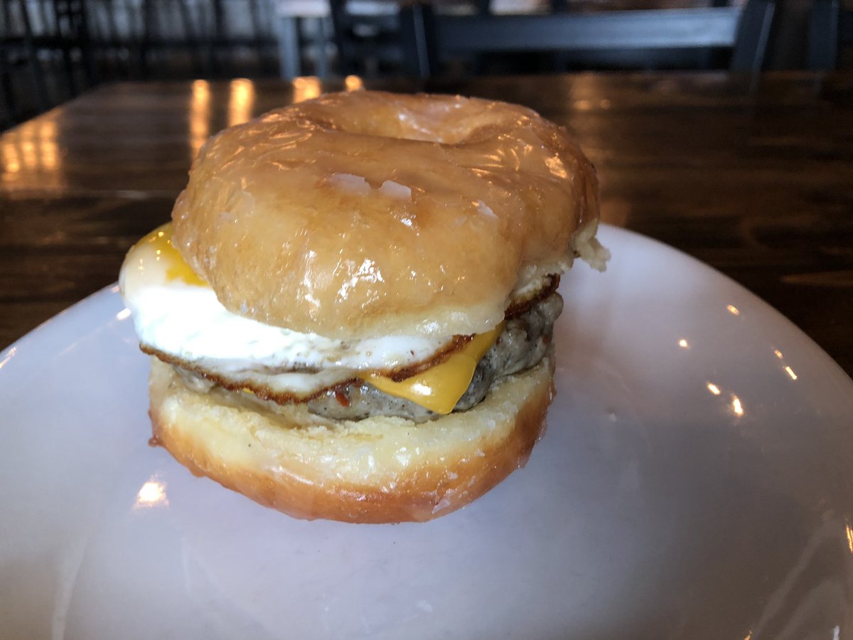 IronTapMN's tweet photo. @DeRushaJ Howโs this for a breakfast chicken biscuit and donut sandwich? We did it first at our Bakery. #bakeryonmain #waconia https://t.co/DQOAsH05Tu