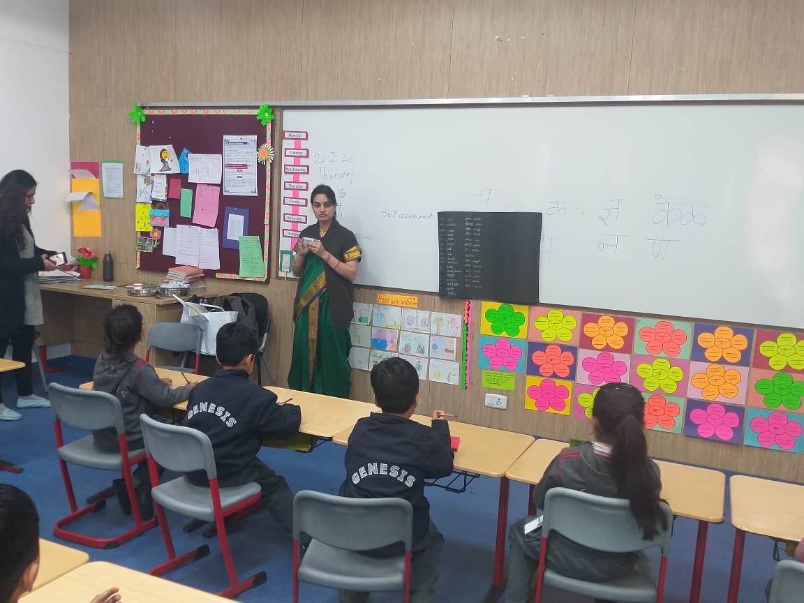 nupur05's tweet image. We did our bit by inviting parents to our classrooms. Some came in their traditional attire , some carried artifacts, there was storytelling in the mother tongue too! Grade 1 learners enthusiastically asked many a questions! #MotherLanguageDay #mothertongueday #pypatggs