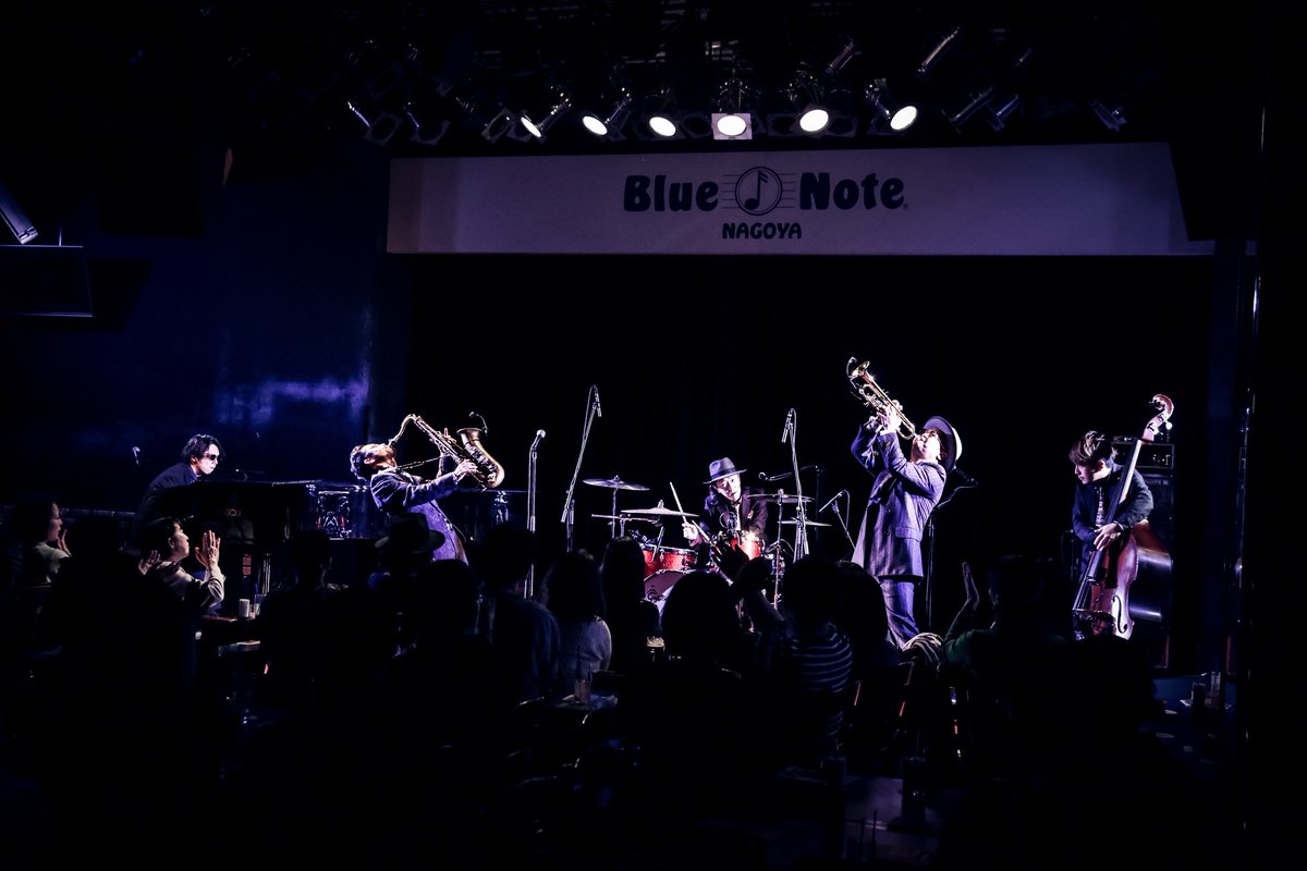 TRI4TH's tweet photo. 【Blue Note NAGOYA】
1st , 2nd ご来場ありがとうございました!
新衣装でドレスアップされた新年初ライブ、いかがでしたか?🔥
2020年、駆け抜けます!
応援のほど、よろしくお願いします!
Next名古屋ライブ>>
3/14(sat.) IMAIKE GO NOW
ライブハウスでぶちかまします!
踊ろうぜ!!
#TRI4TH https://t.co/I86Fe7TGPF