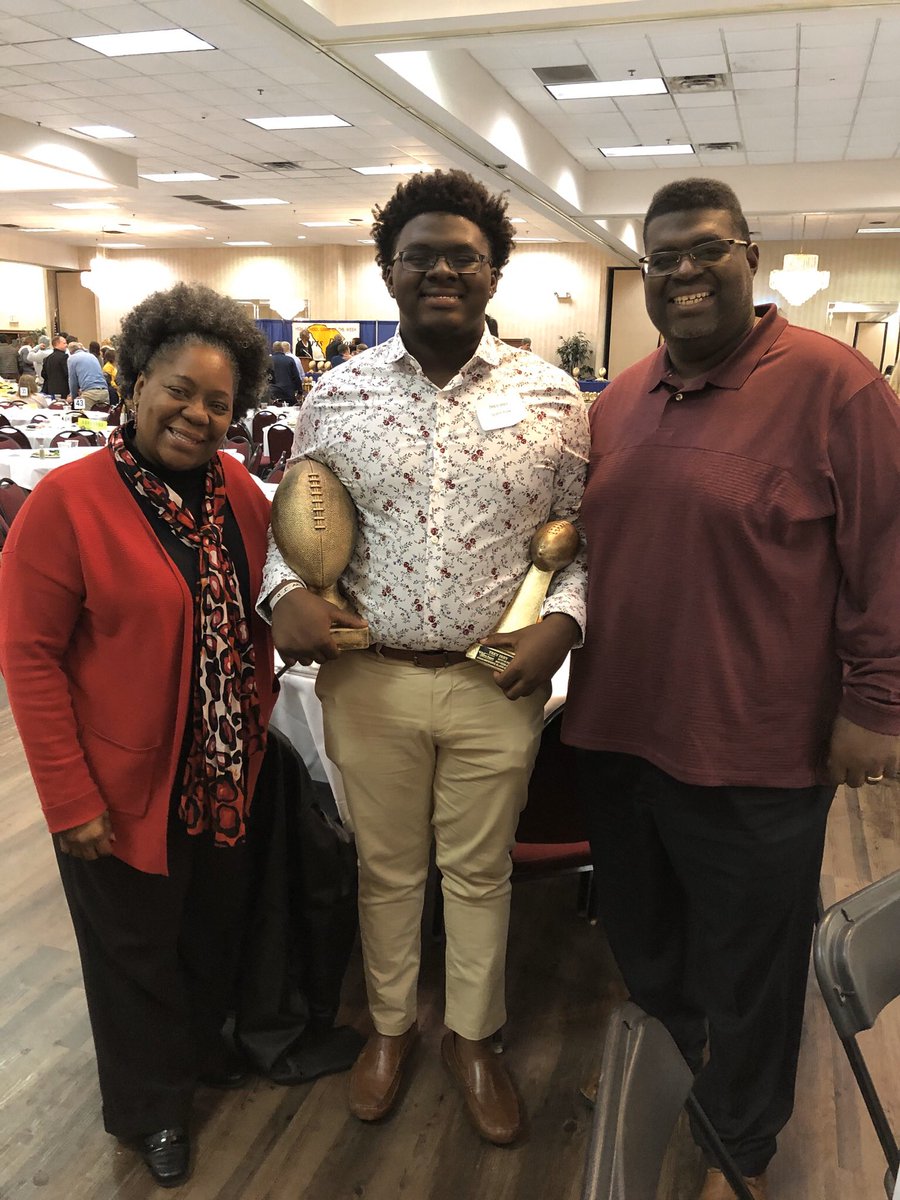Tirby9's tweet photo. Thankful to be 5A Defensive Player of the Year🙏🏾🙏🏾 #Blessed https://t.co/dzX4Clhm1T