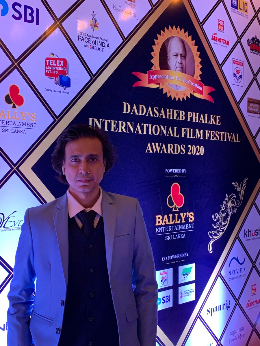mwfiff's tweet photo. Dadasaheb Phalke International Film Festival Award 2020 -Devashish Sargam Film Writer Director - Receiving Award as Best Writer & Director ( Token Of Appreciation ) for the short film 'In Search Of Valentine'
@KapilSharmaK9 need your good wishes sir.
#DevashishSargam
#MWFIFF https://t.co/9MeBVRbaPm