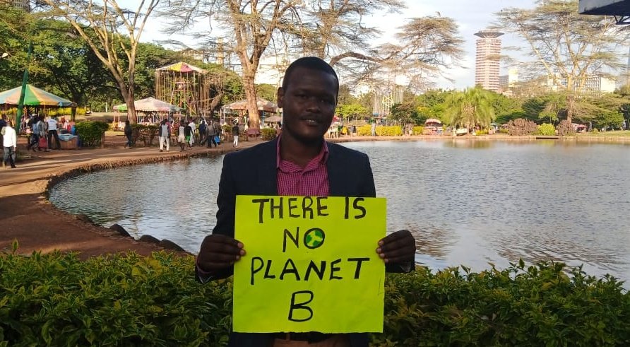 Yes, #TheresNoPlanetB. Let's save this one we have already. Joining the #FridaysForFuture #ClimateStrike in #Nairobi 
@patriciakombo
@lizwathuti
@TRF_Climate
@ClimateHome
@ClimateTracking
@cookswelljikos